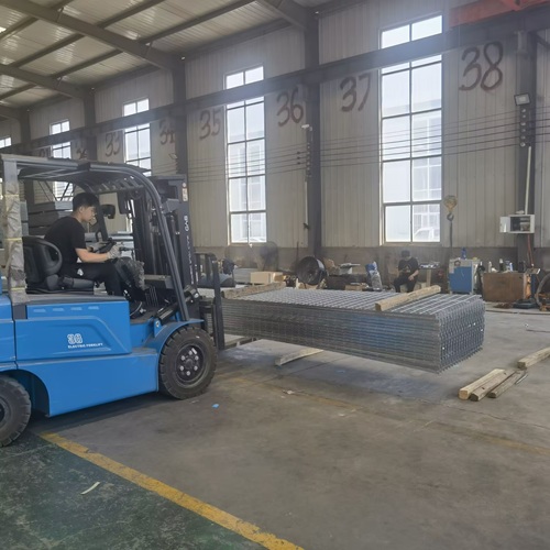從工廠到市政，鋼格柵如何撐起工程建設半邊天？